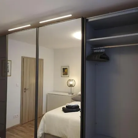 Juliet's Hideout Apartman