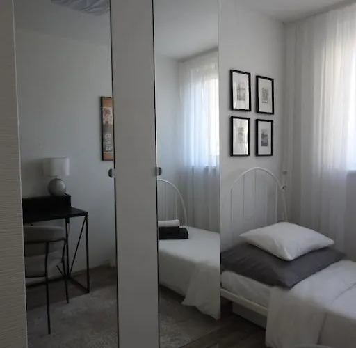 Juliet's Hideout Apartment